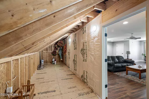 155 Mill Creek Drive, Minnesott Beach, NC 28510