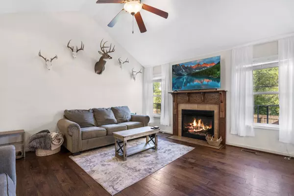 1144 Ishee Dr, Clarksville, TN 37042