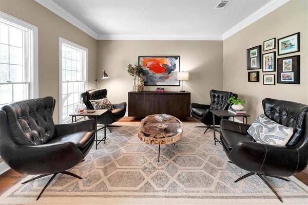 115 Tanglewood DR, Huntsville, TX 77320