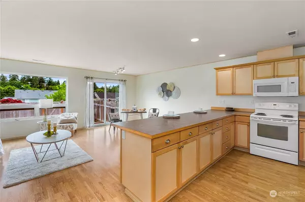 137 NE Tucannon CT, Bremerton, WA 98311