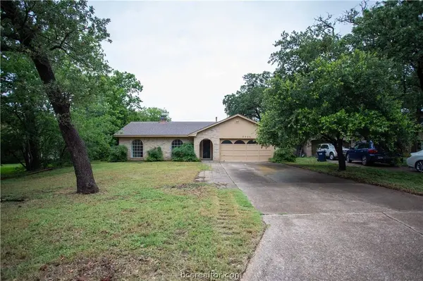 2720 Normand CIR, College Station, TX 77845
