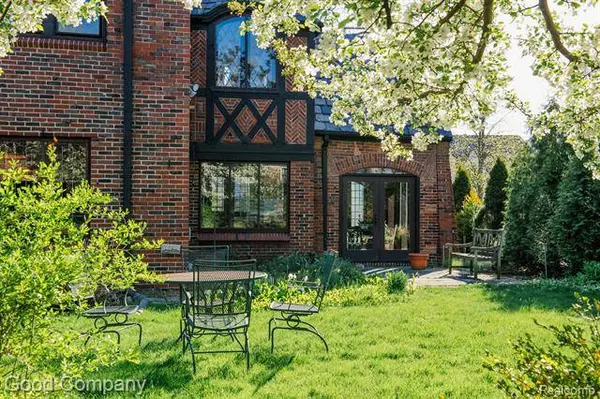 19375 CUMBERLAND Way, Detroit, MI 48203