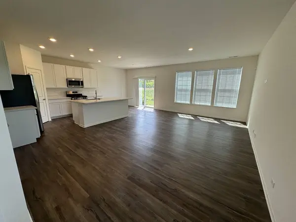 1201 Draper Road, Mchenry, IL 60050