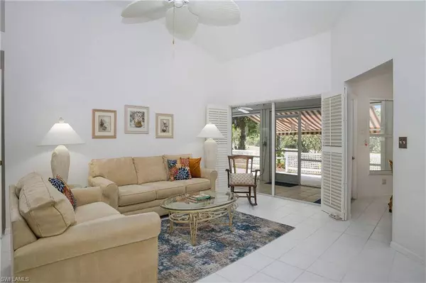 846 Charlemagne BLVD, Naples, FL 34112