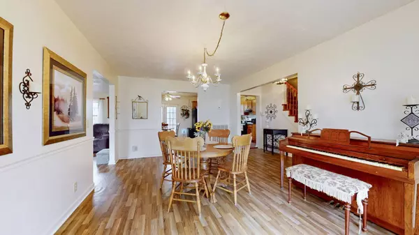 1008 Cross Country Dr, Kingston Springs, TN 37082