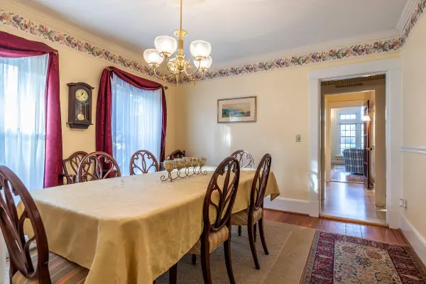 656 Main ST, Chester, VT 05143