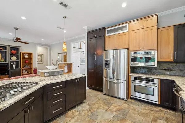 6606 Meade Drive, Colleyville, TX 76034