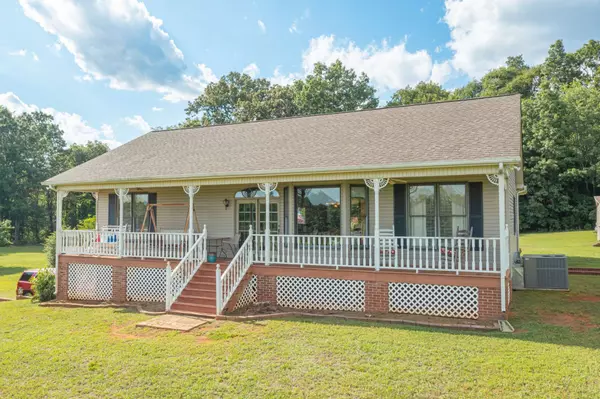 289 Van Has Ln, Winchester, TN 37398