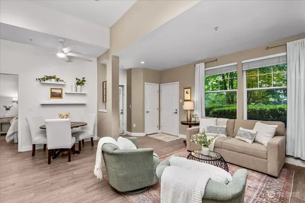 16125 Juanita Woodinville WAY NE #1502, Bothell, WA 98011