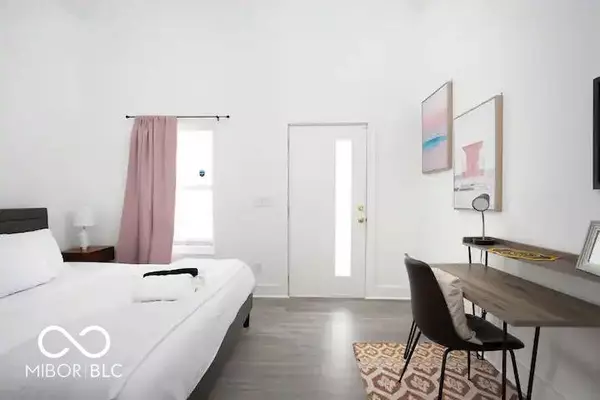 957 Lexington AVE, Indianapolis, IN 46203