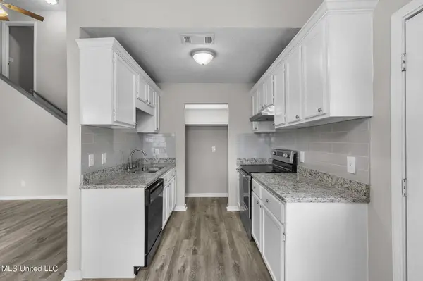 106 Harle Circle, Pearl, MS 39208