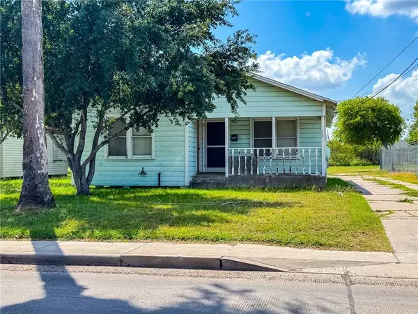 4925 Kostoryz, Corpus Christi, TX 78415