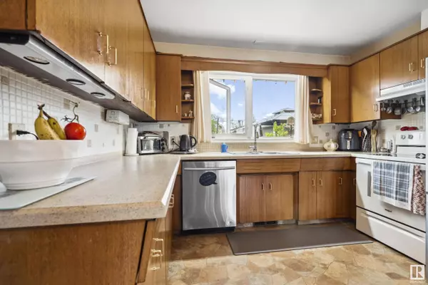 12 DUKE DR, Lamont, AB T0B 2R0