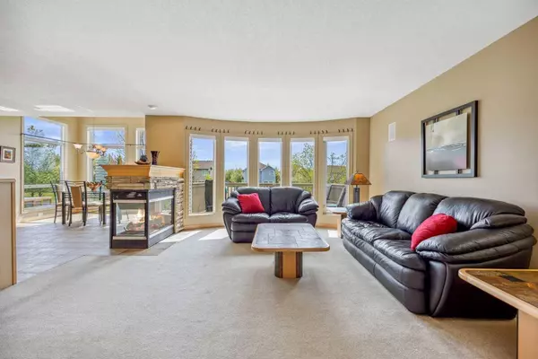 146 Crystalridge DR, Okotoks, AB T1S 1W3