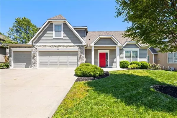 918 Drum DR, Lawrence, KS 66049