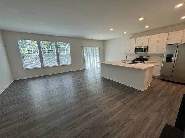 1025 Draper Road, Mchenry, IL 60050