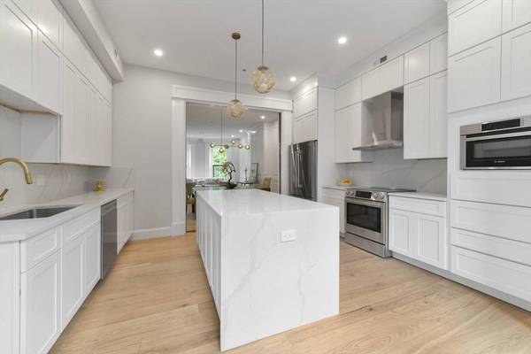 5 Worcester Sq #2, Boston, MA 02118