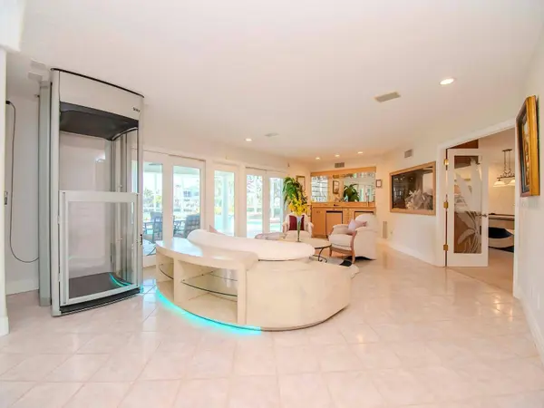 439 BUTTONWOOD LN, Largo, FL 33770