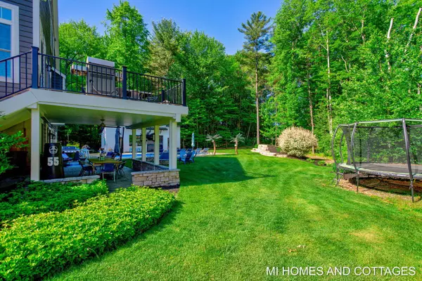 17881 West Spring Lake Road, Spring Lake, MI 49456