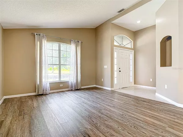 2897 DOE RUN TRL, Orange City, FL 32763