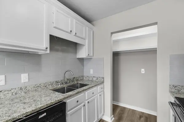 106 Harle Circle, Pearl, MS 39208