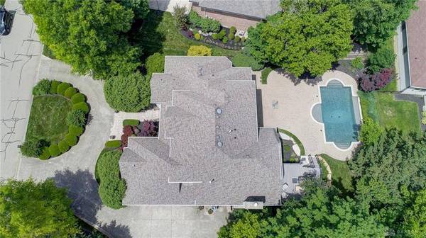 9816 Country Creek Way, Washington Twp, OH 45458