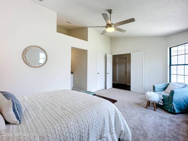 6080 DAVON ST, Jacksonville, FL 32244