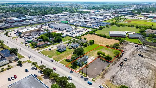 4925 Kostoryz, Corpus Christi, TX 78415