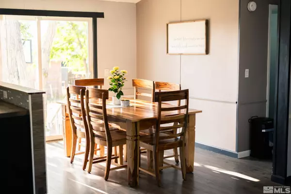 8 Stope Rd, Dayton, NV 89403