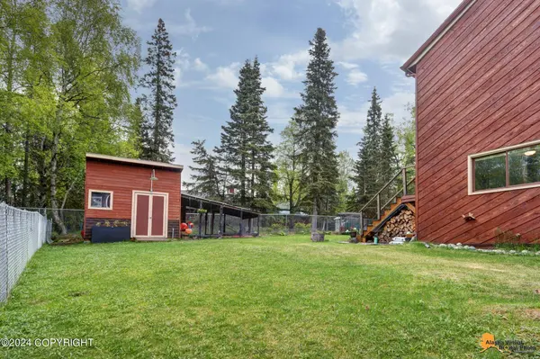 11421 Thunderbrush CIR, Anchorage, AK 99516