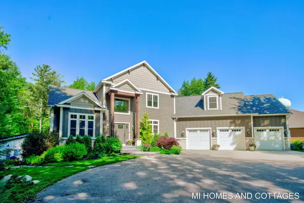 17881 West Spring Lake Road, Spring Lake, MI 49456