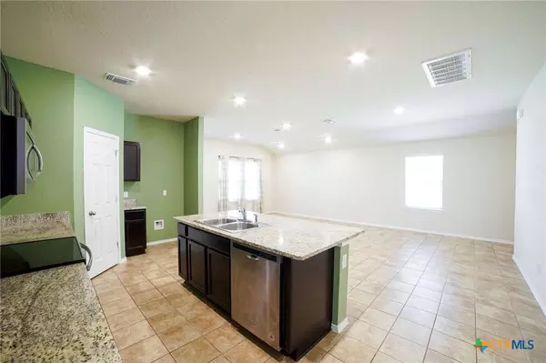 5908 Amelia Earhart BLVD, Killeen, TX 76543