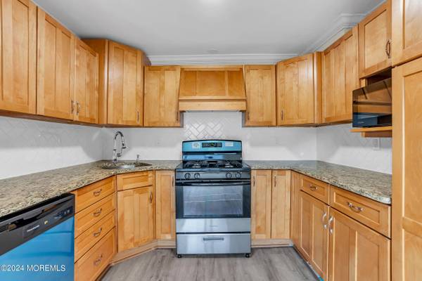 813 Florence Avenue, Union Beach, NJ 07735