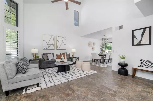 4074 W menlo Avenue, Fresno, CA 93722