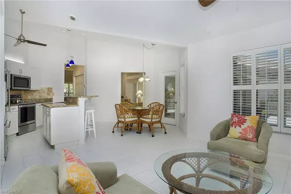 846 Charlemagne BLVD, Naples, FL 34112