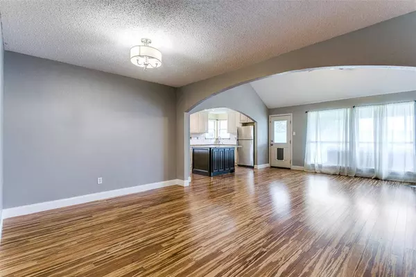 1706 Winter Pass Trail, Arlington, TX 76002