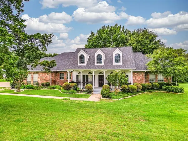 409 Carlin Road, Mansfield, TX 76063