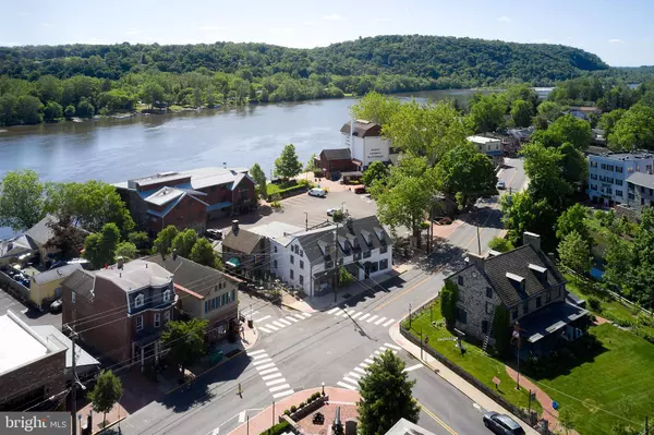 40 S MAIN ST, New Hope, PA 18938