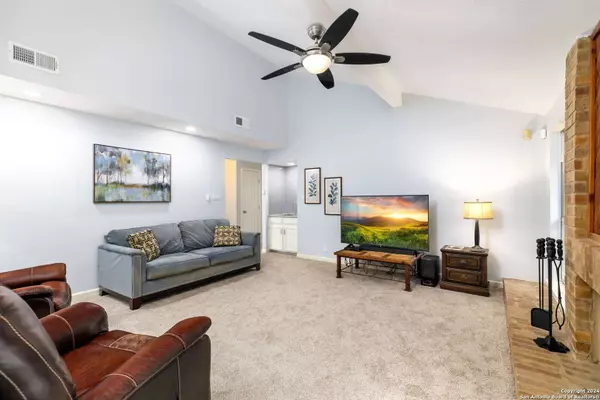 5638 TIMBER WAGON, San Antonio, TX 78250-4149