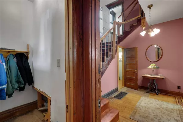 161 N Lorel Avenue, Chicago, IL 60644