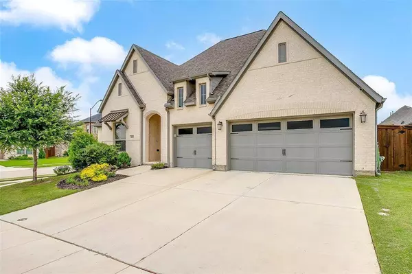 10352 Lola Road, Fort Worth, TX 76126