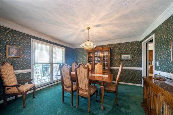 12 Etowah Ridge TRL SE, Cartersville, GA 30120