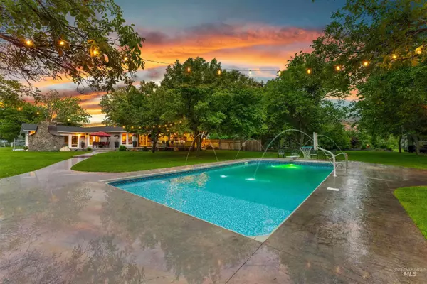 440 W Valli Hi Road, Eagle, ID 83616