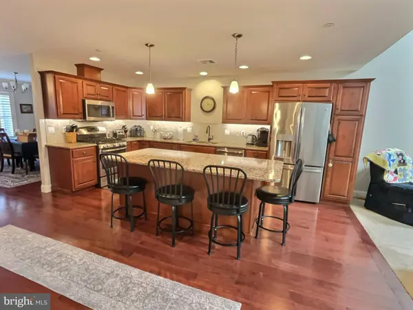 1042 VILLA DR, Lebanon, PA 17042