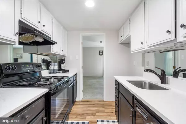 25 WOLF TRAP, Nottingham, MD 21236