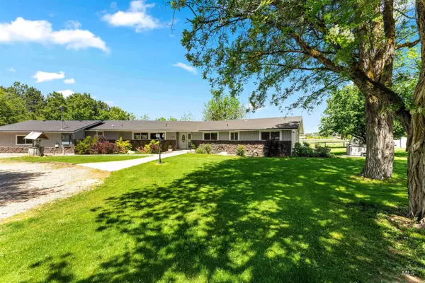 440 W Valli Hi Road, Eagle, ID 83616