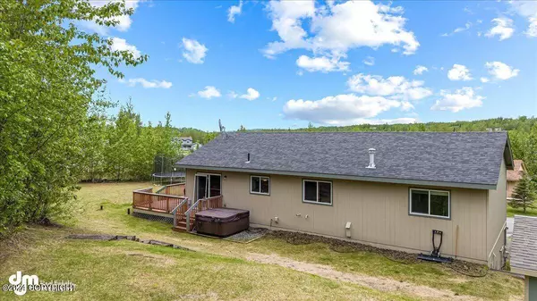 269 S Vickie CIR, Wasilla, AK 99645