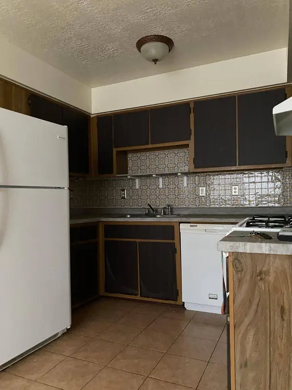 13200 Mountain RD NE, Albuquerque, NM 87112