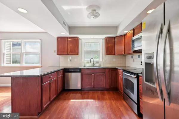 1514 IVYWOOD WAY, Lansdale, PA 19446