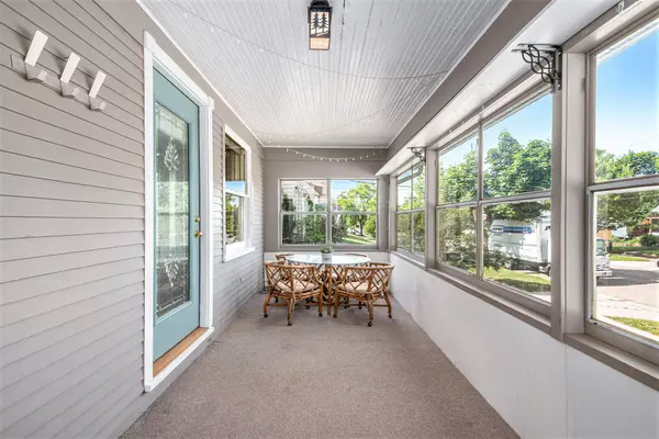 1326 Penn NE Avenue, Grand Rapids, MI 49505